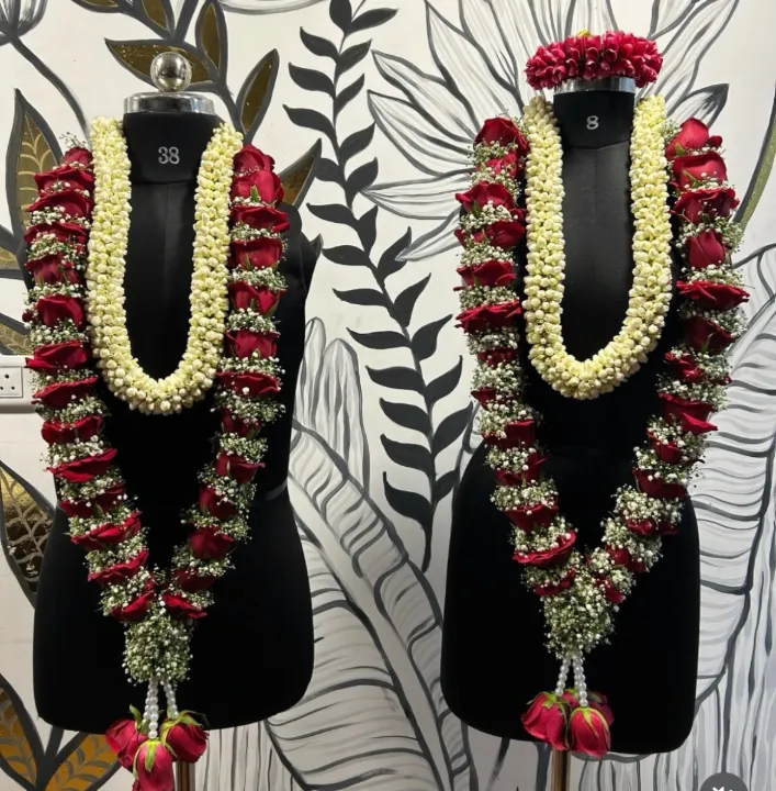 क्लासिक लाल गुलाब वरमाला सेट
